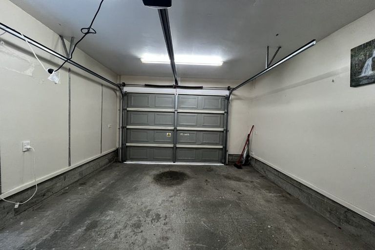 Photo of property in 229 Grahams Road, Burnside, Christchurch, 8053