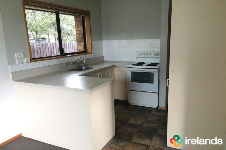 Photo of property in 27 Castile Place, Belfast, Christchurch, 8051