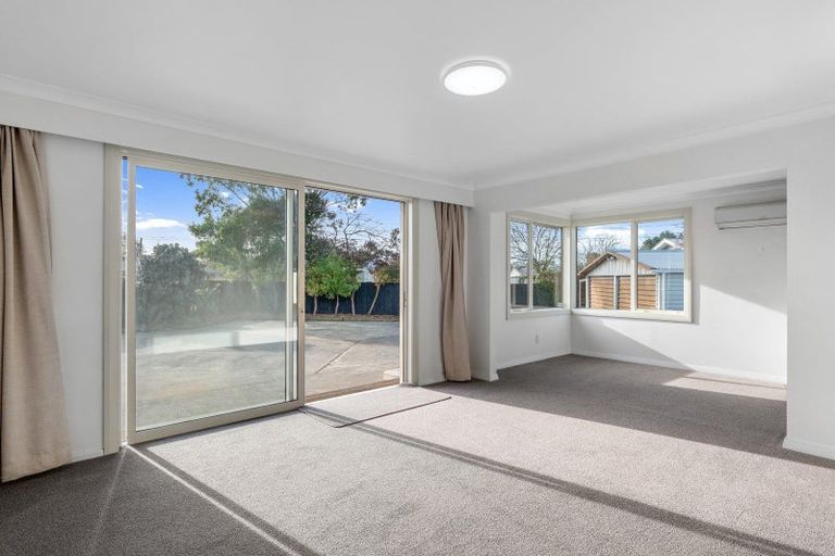 Photo of property in 10 Armitage Street, Bishopdale, Christchurch, 8053