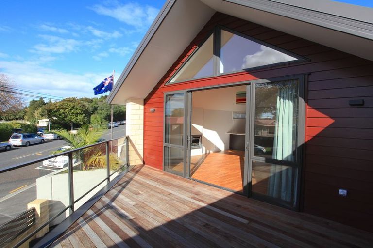 Photo of property in 105u4 Seddon Road, Frankton, Hamilton, 3204