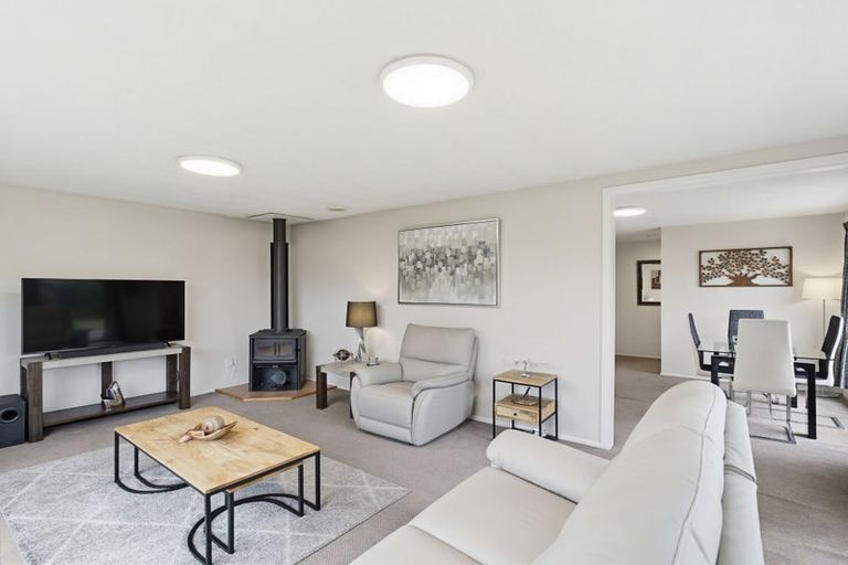 Photo of property in 9 Glenys Place, Broomfield, Christchurch, 8042