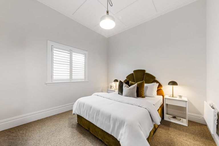 Photo of property in 1/20 Corrella Road, Belmont, Auckland, 0622