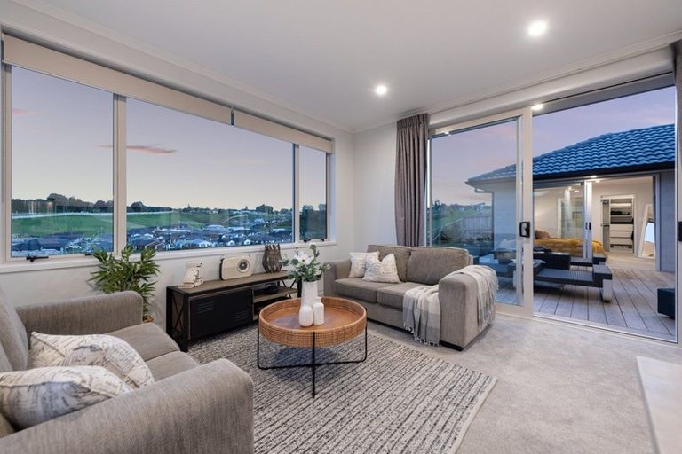 Photo of property in 26 Kiritiana Close, Pyes Pa, Tauranga, 3112