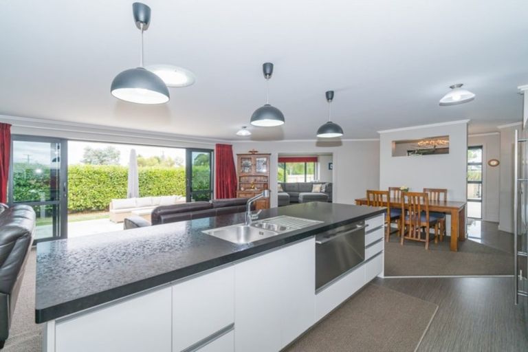 Photo of property in 6 Arnott Street, Feilding, 4702