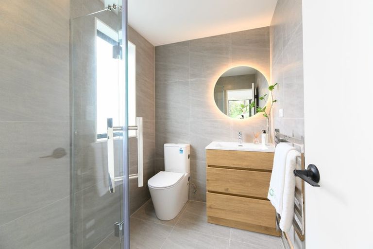 Photo of property in 11a/1 Falstone Lane, Browns Bay, Auckland, 0630