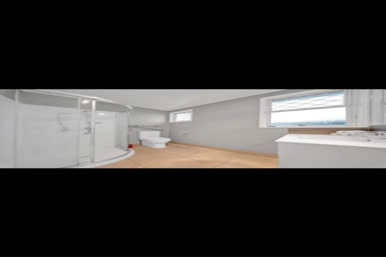 Photo of property in 3 Innismara Avenue, Wattle Downs, Auckland, 2103