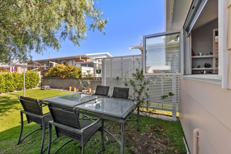 Photo of property in 5a High Street West, 4320