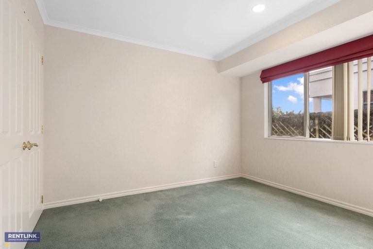 Photo of property in 111 Gravatt Road, Papamoa Beach, Papamoa, 3118