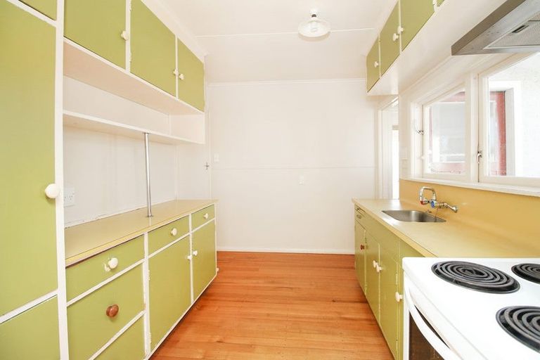 Photo of property in 30 Nottingham Avenue, Awapuni, Palmerston North, 4412