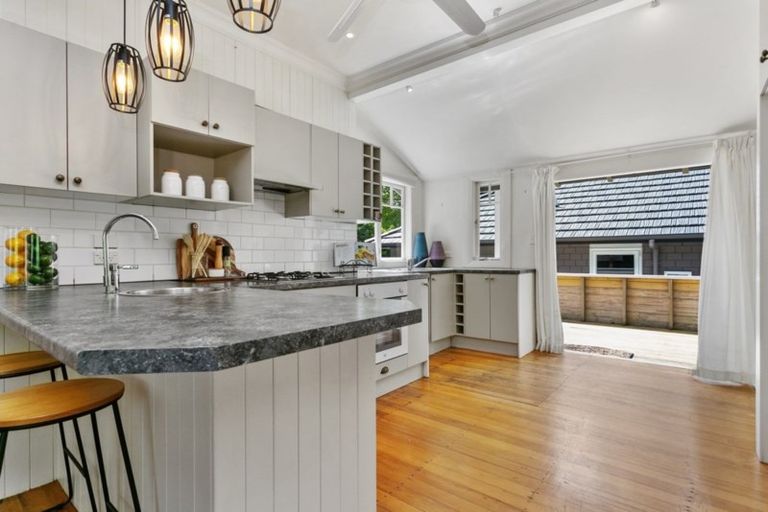 Photo of property in 28b Hamilton Road, Cambridge, 3434