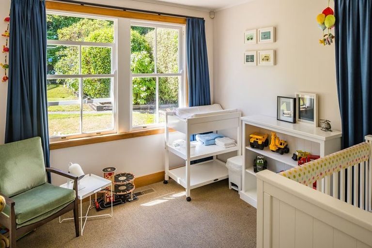 Photo of property in 7 Victory Avenue, Karori, Wellington, 6012