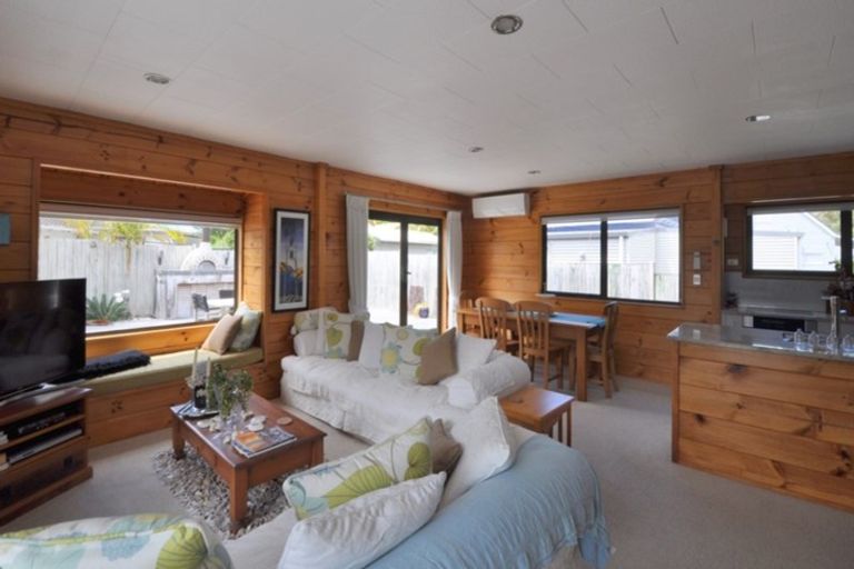 Photo of property in 225 Vista Paku, Pauanui, Hikuai, 3579