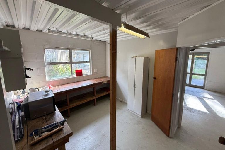 Photo of property in 12 Aubrey Street, New Plymouth, 4310