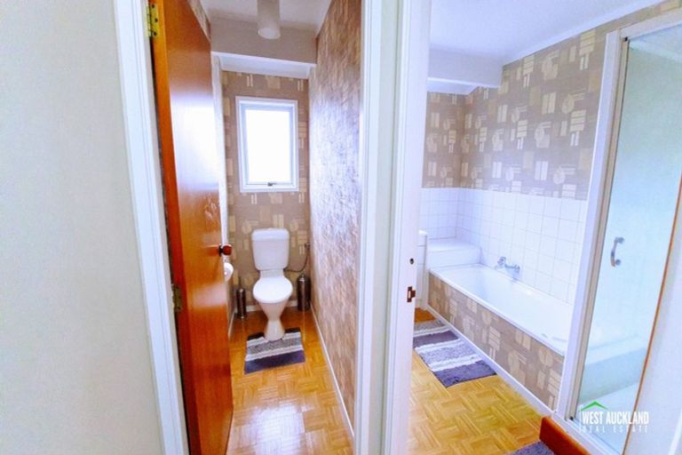 Photo of property in 16 Puketitiro Street, Glen Eden, Auckland, 0602