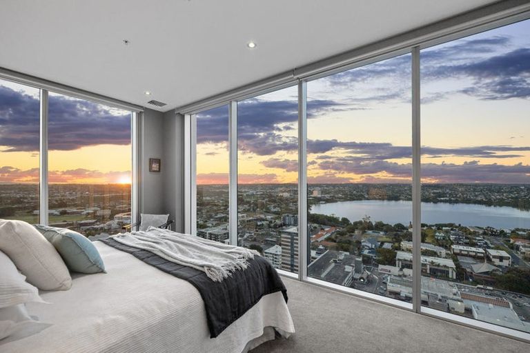 Photo of property in Sentinel Apartments, 2703/3 Northcroft Street, Takapuna, Auckland, 0622