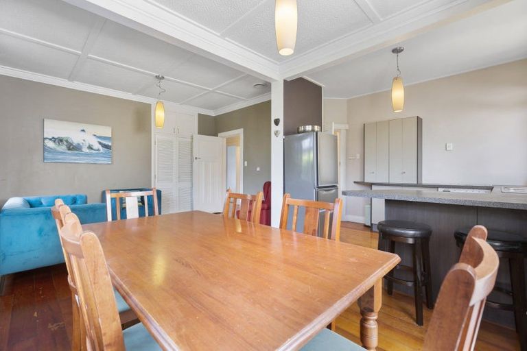 Photo of property in 96 Tukapa Street, Westown, New Plymouth, 4310