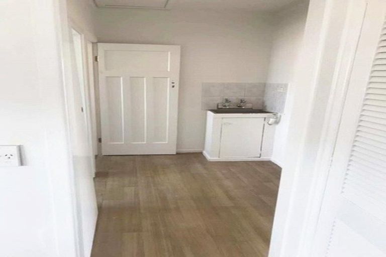 Photo of property in 57 Browns Road, Manurewa, Auckland, 2102