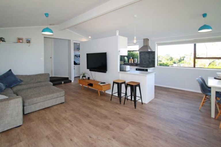 Photo of property in 37 Trelawney Crescent, Westown, New Plymouth, 4310