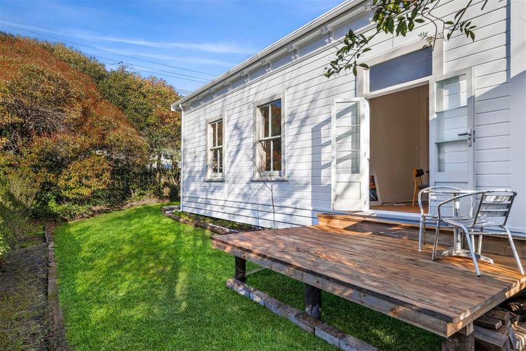 Photo of property in 2 Rentone Street, Stepneyville, Nelson, 7010
