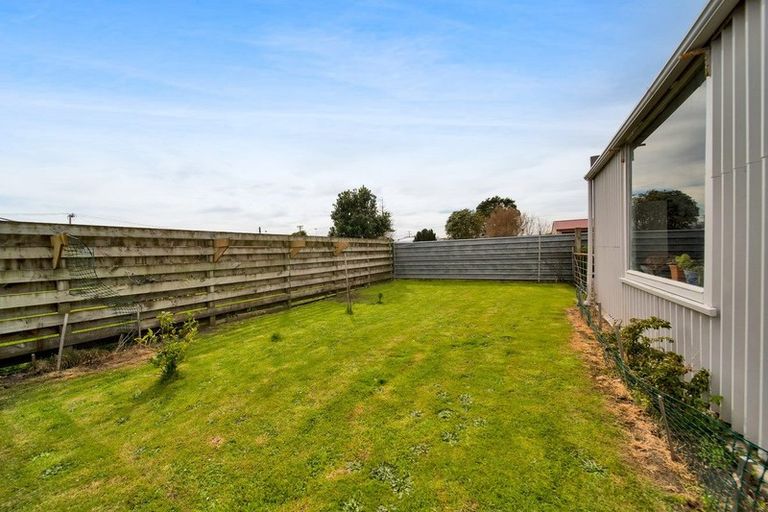 Photo of property in 48 Puriri Street, Hawera, 4610