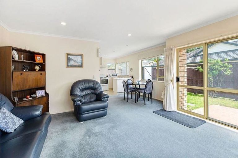 Photo of property in Miramar Villas, 23/3u Byron Street, Miramar, Wellington, 6022