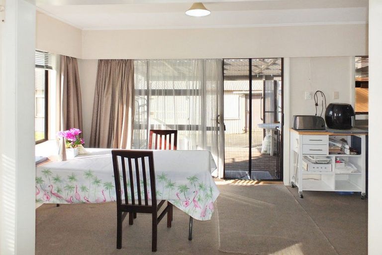 Photo of property in 45 Johnston Street, Foxton, 4814