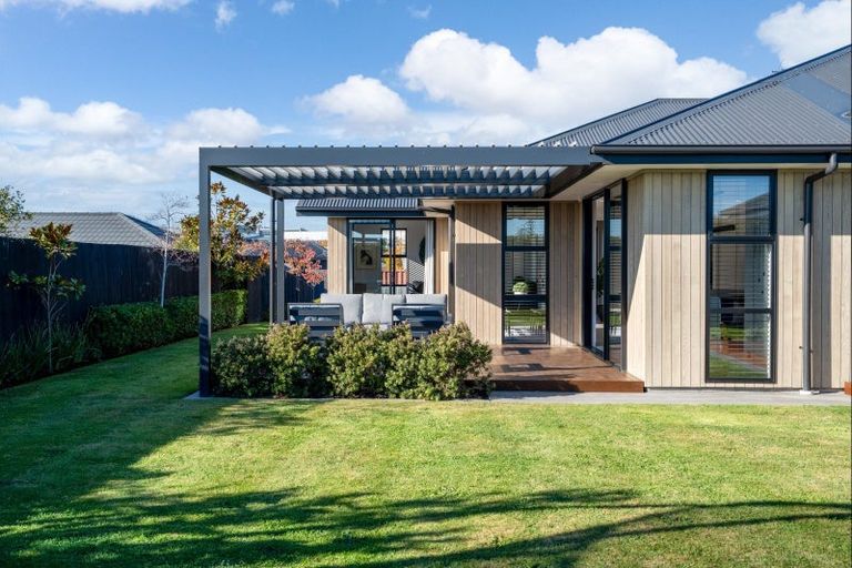 Photo of property in 11 Minorca Lane, Burwood, Christchurch, 8083