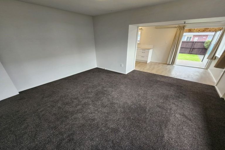 Photo of property in 176 Springs Road, Hornby, Christchurch, 8042