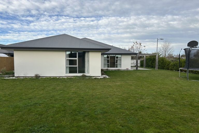 Photo of property in 24 Burnham School Road, Rolleston, 7614