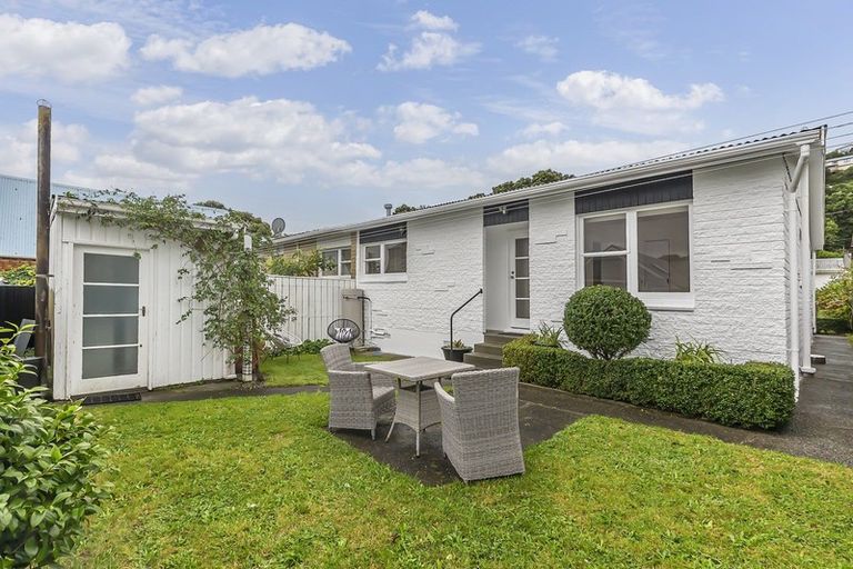 Photo of property in 126a Miramar Avenue, Miramar, Wellington, 6022
