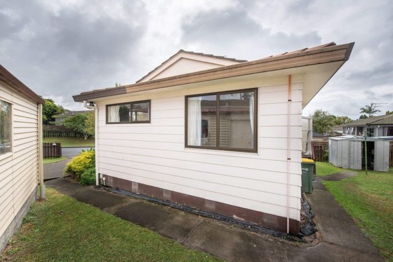 Photo of property in 95 Keegan Drive, Massey, Auckland, 0614