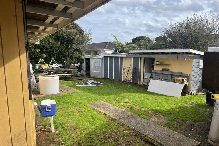 Photo of property in 15 John Walker Drive, Manurewa, Auckland, 2102