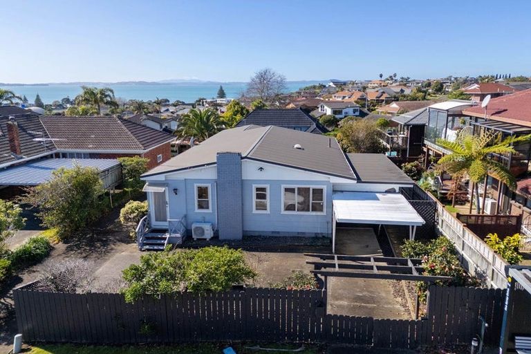 Photo of property in 2/184 Bucklands Beach Road, Bucklands Beach, Auckland, 2012