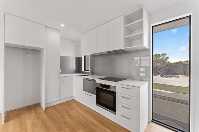 Photo of property in 8/55 Marshland Road, Shirley, Christchurch, 8061