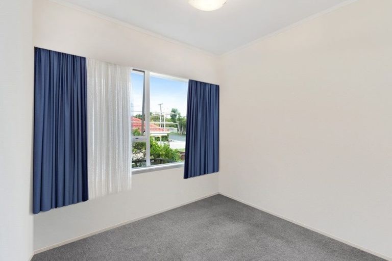 Photo of property in 3/6 Miro Street, New Lynn, Auckland, 0600