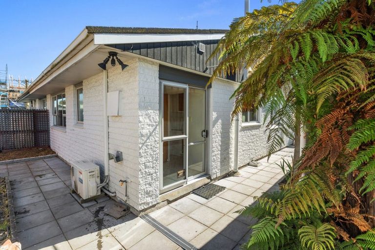 Photo of property in 2/110 Caledonian Road, St Albans, Christchurch, 8014