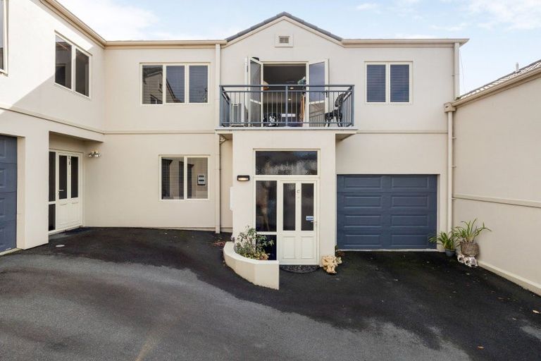 Photo of property in 22c Hunter Street, Hamilton Lake, Hamilton, 3204
