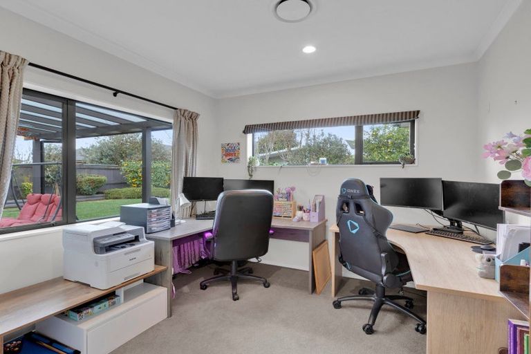 Photo of property in 9 Aquila Crescent, Rototuna North, Hamilton, 3210