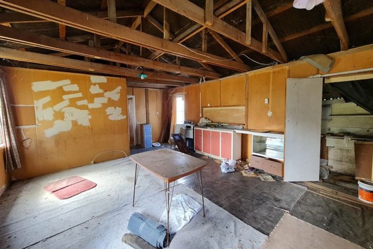 Photo of property in 15 Waitere Street, Marton, 4710