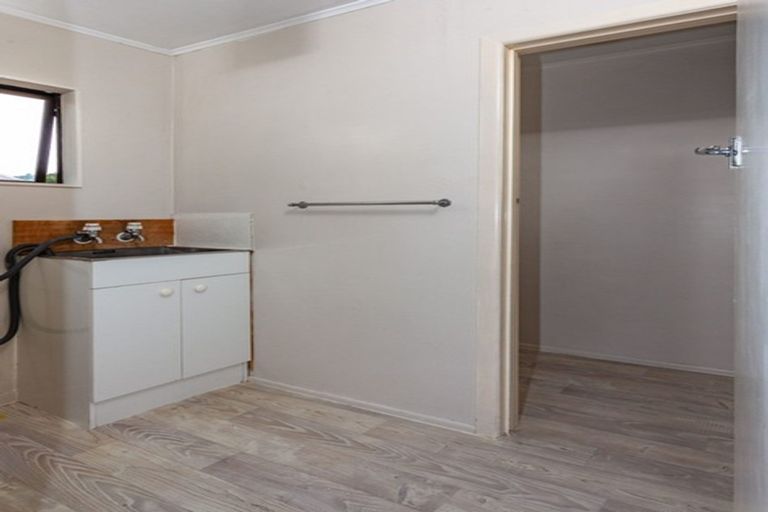 Photo of property in 309 Linton Crescent, Whangamata, 3620