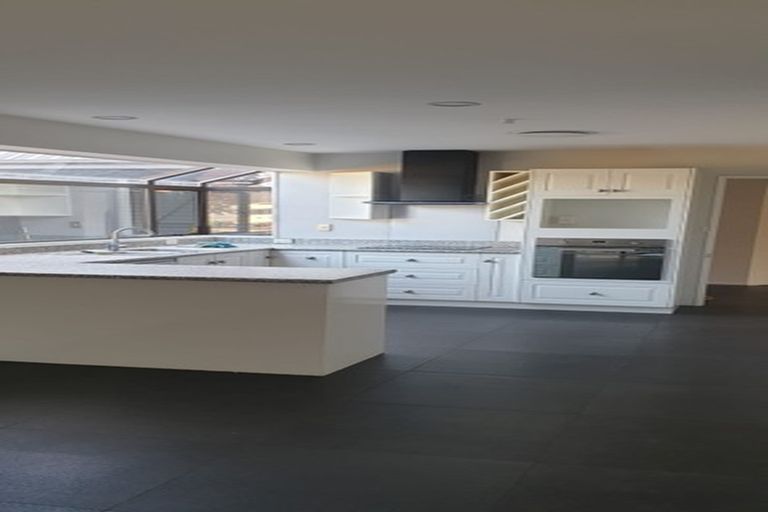 Photo of property in 12 Thoresby Mews, Avonhead, Christchurch, 8042