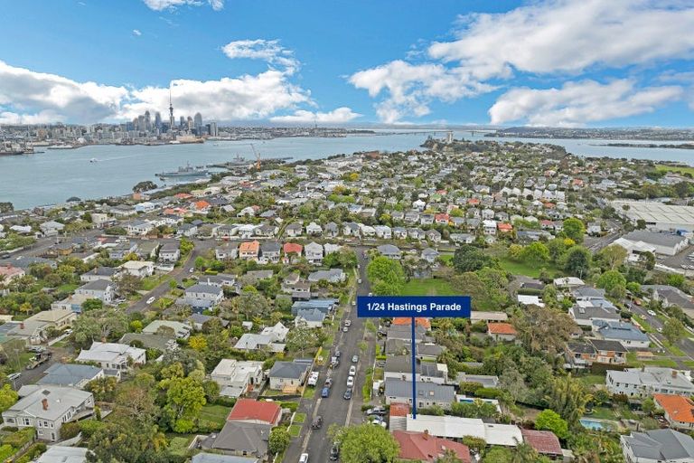 Photo of property in 1/24 Hastings Parade, Devonport, Auckland, 0624