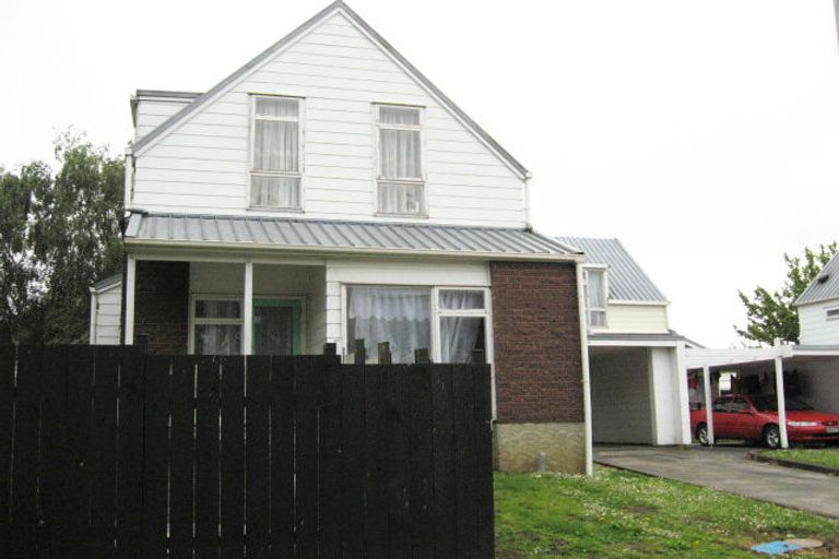 Photo of property in 4 Tioro Lane, Mangere, Auckland, 2022
