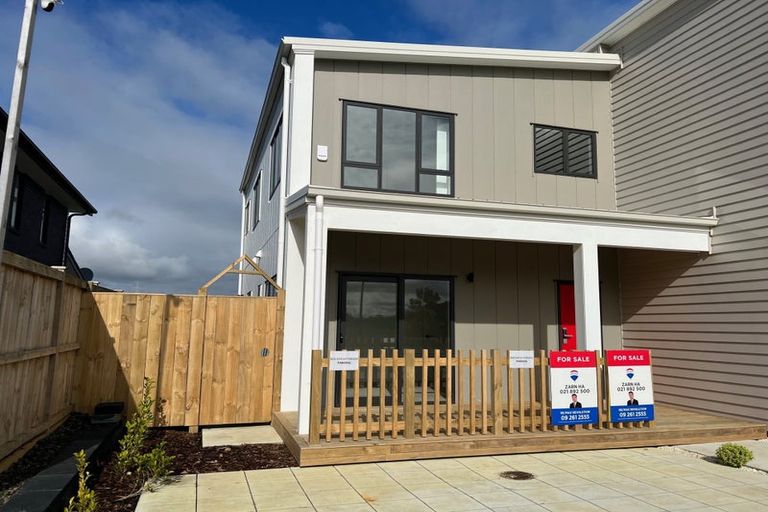 Photo of property in 80a Kahui Parade, Karaka, 2113