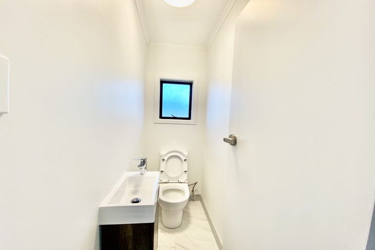 Photo of property in 98 Kimpton Road, Papatoetoe, Auckland, 2025