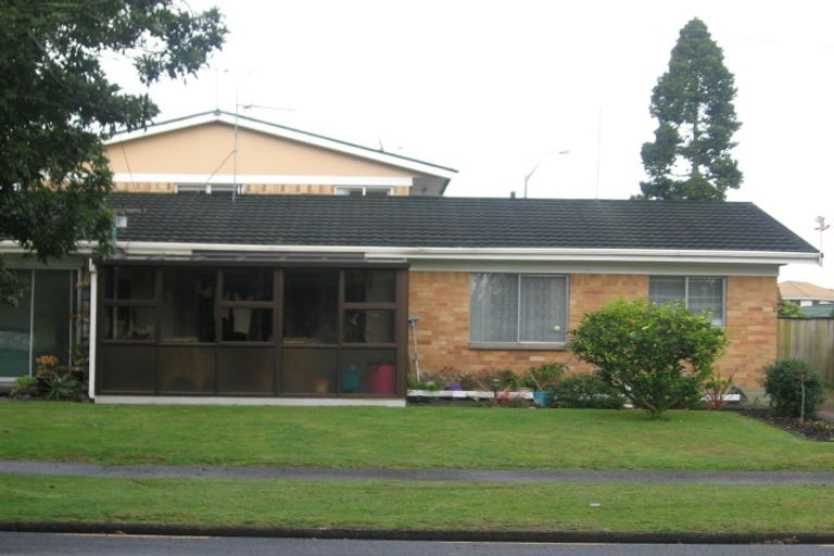 Photo of property in 4/3 Opaheke Road, Papakura, 2110