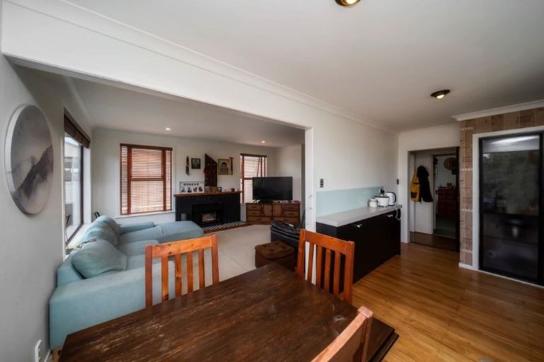 Photo of property in 158b Tukapa Street, Westown, New Plymouth, 4310