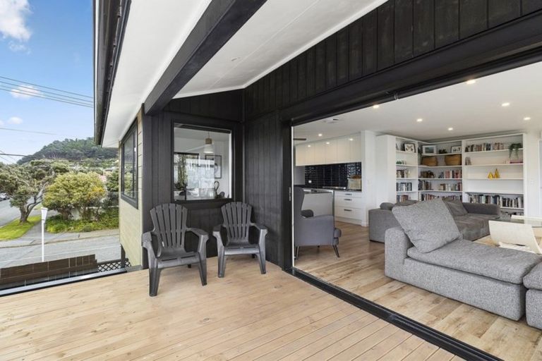 Photo of property in 12 Inglis Street, Seatoun, Wellington, 6022