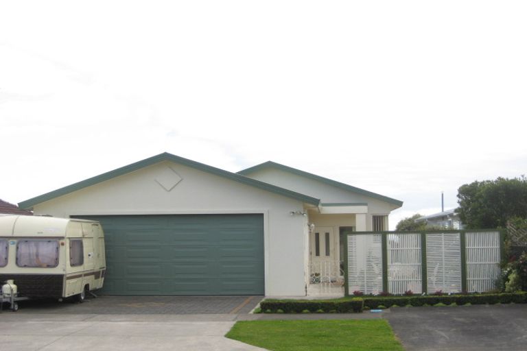 Photo of property in 11 Skinner Street, Blagdon, New Plymouth, 4310