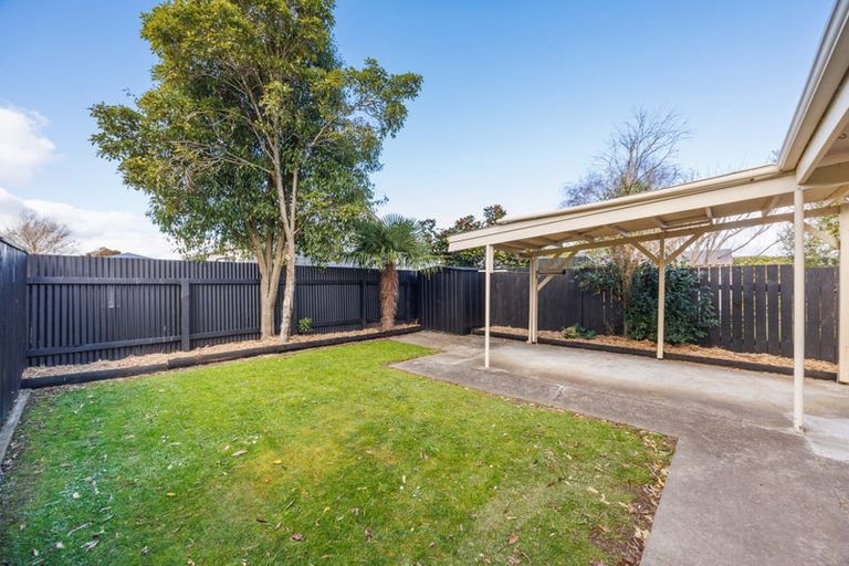Photo of property in 41 Rangitane Street, Palmerston North, 4414